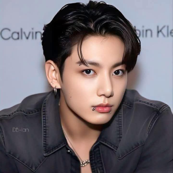 Latest photo of Jungkook (BTS)