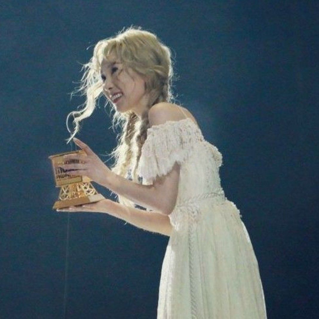 A moment captured by Taeyeon (Girls' Generation)'s fan
