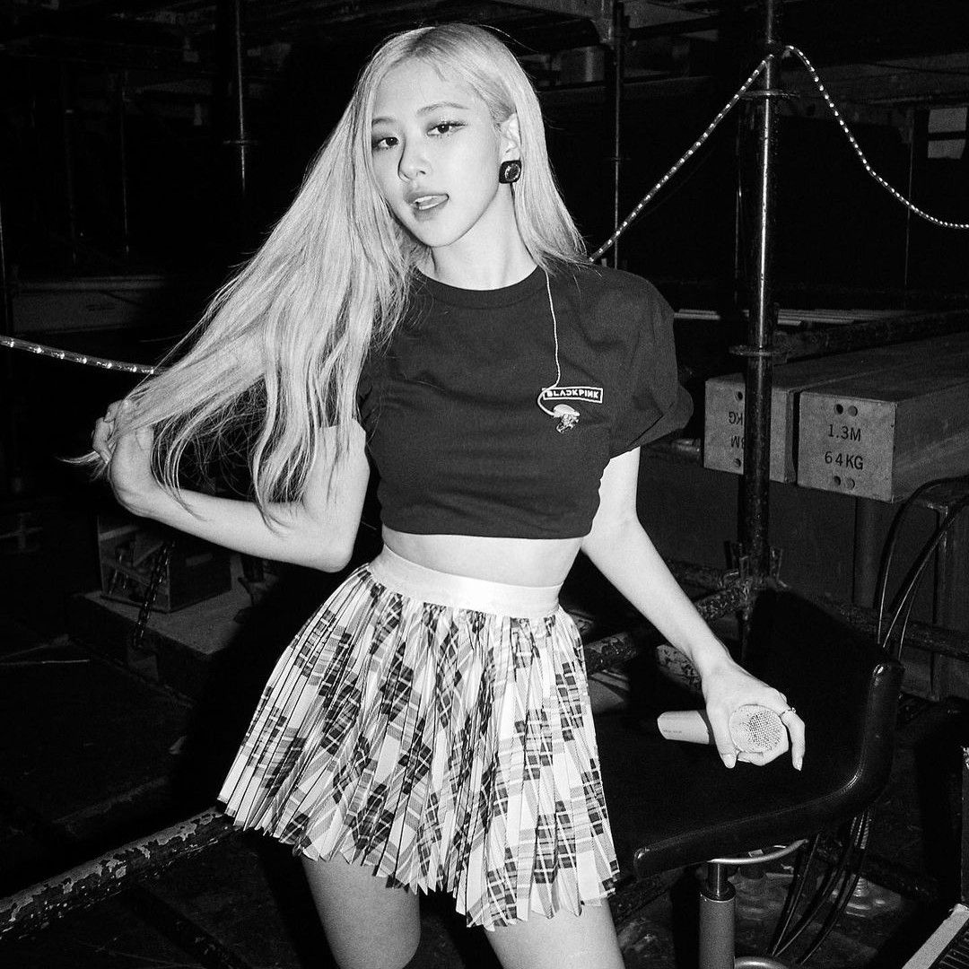 Latest photo of ROSÉ (BLACKPINK)
