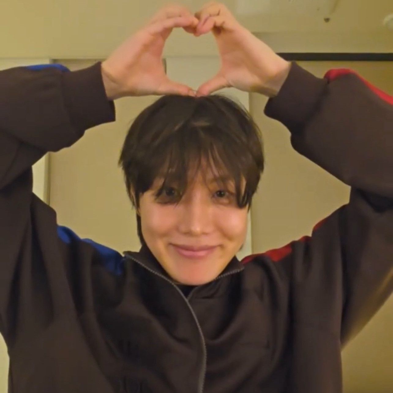 j-hope (BTS)の最近の活動写真