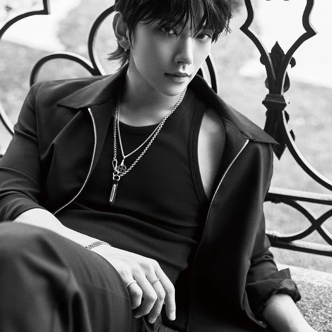 Recent activity shot of Joshua (SEVENTEEN)