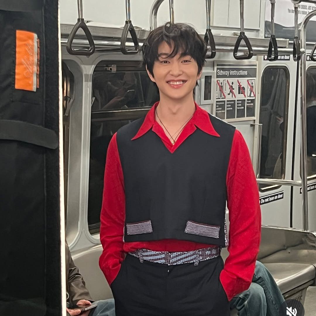 Behind-the-scenes cut of SHINee