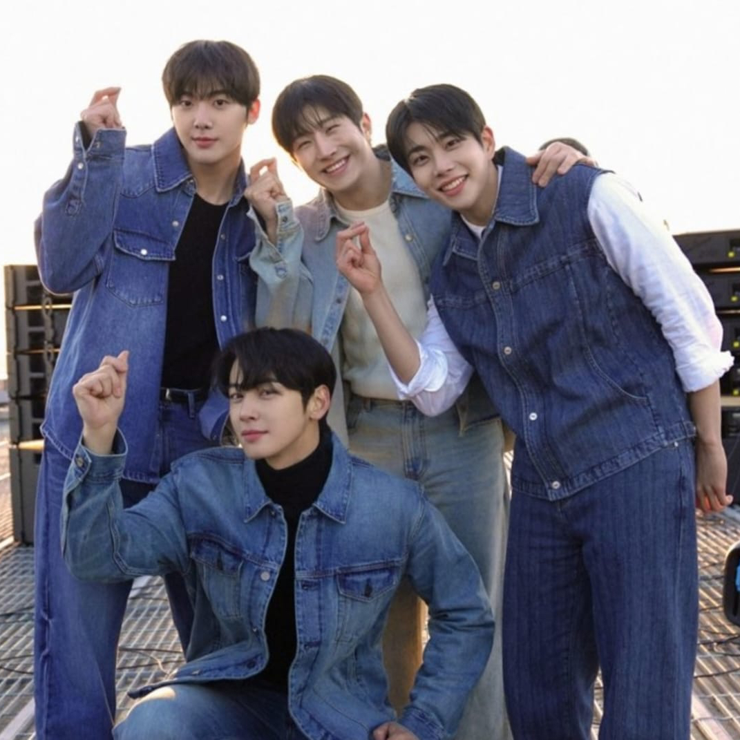 A moment captured by ASTRO's fan