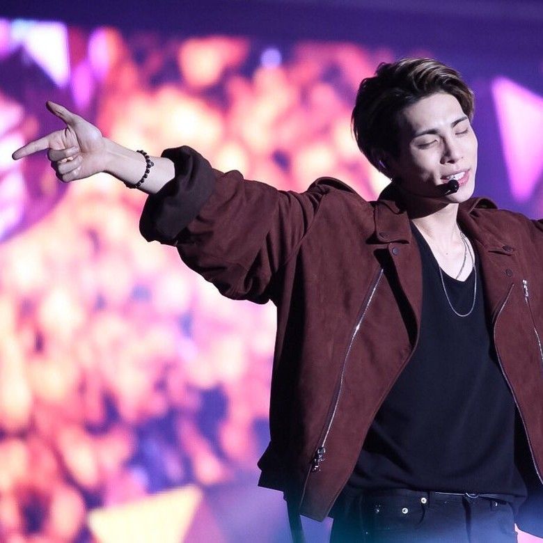 Behind-the-scenes cut of Jonghyun (SHINee)