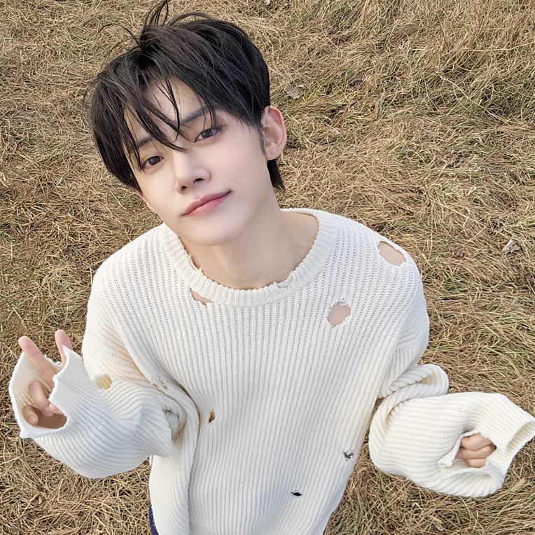 Recent activity shot of Yeonjun (TOMORROW X TOGETHER)