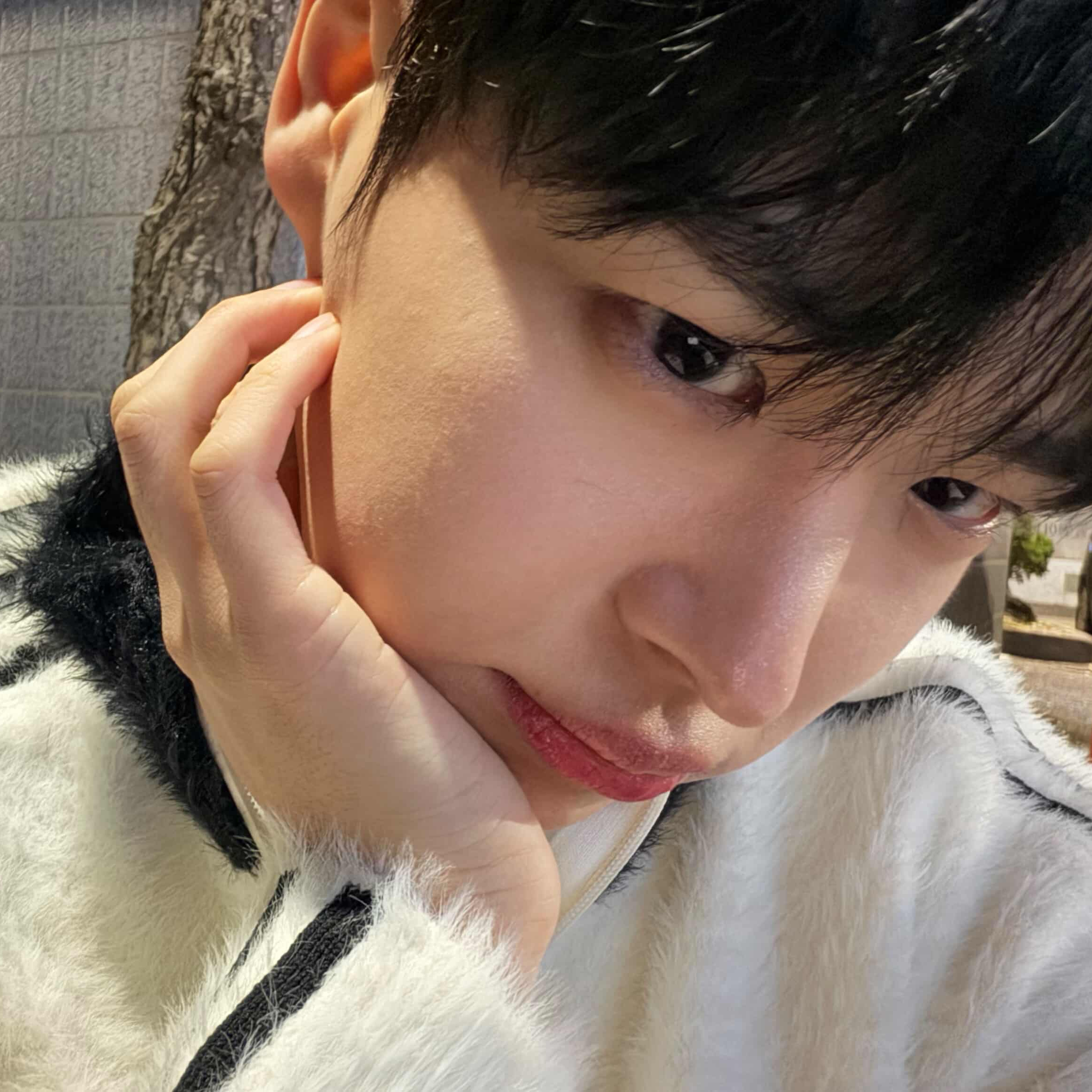 Latest photo of Choi Byungchan