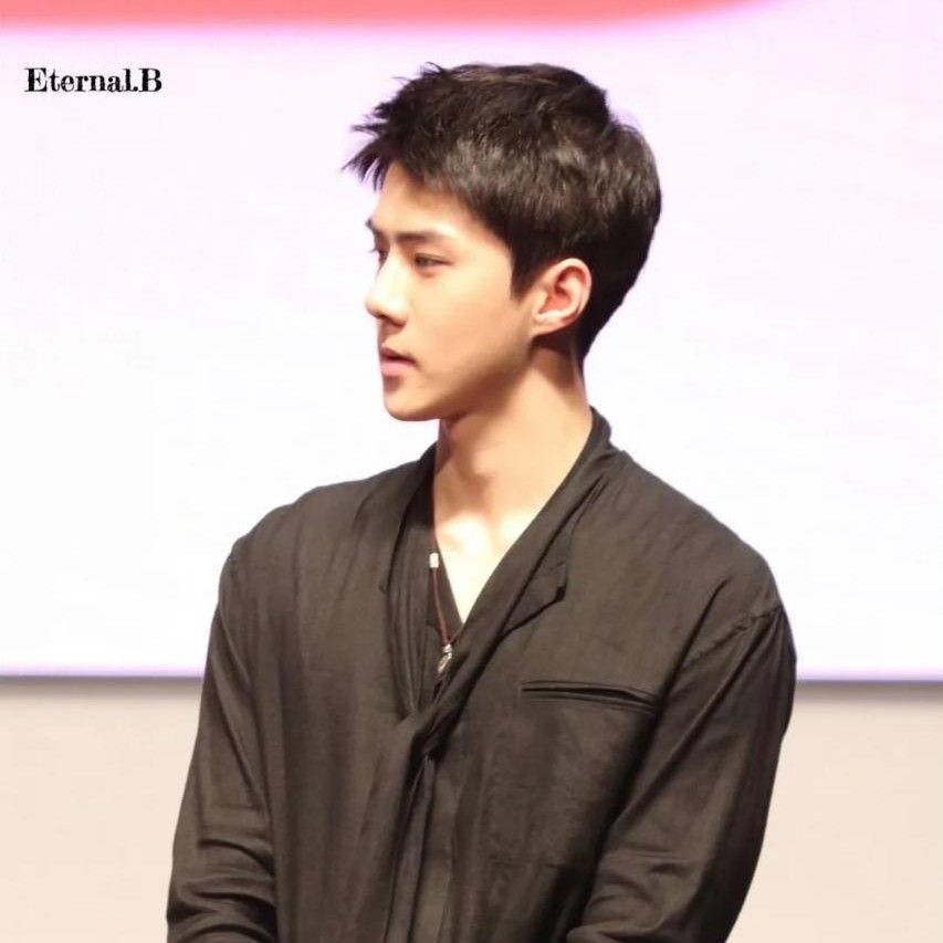 세훈 (EXO)의 최신 사진