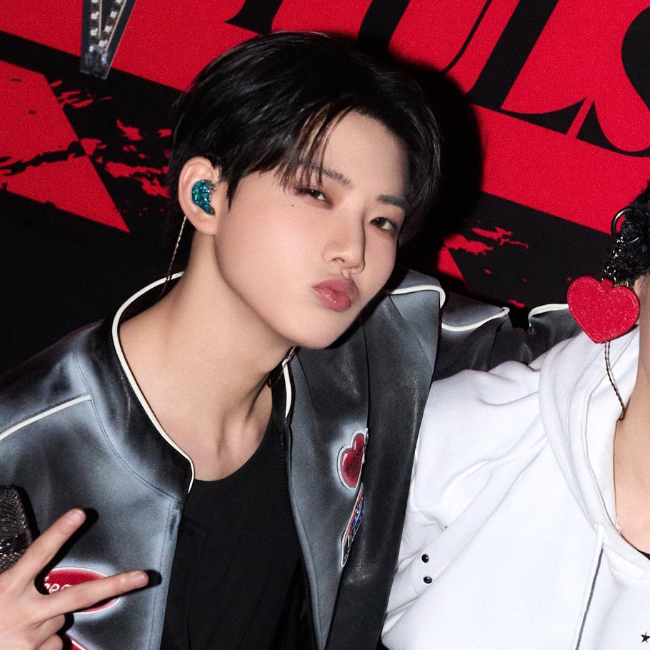 Behind-the-scenes cut of Junkyu (TREASURE)