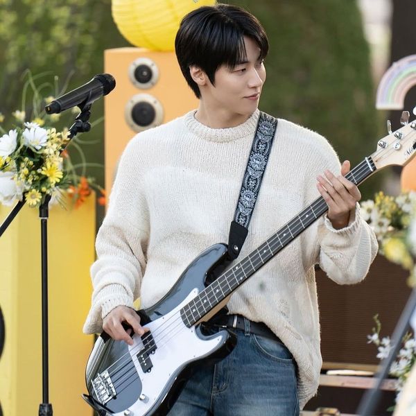 N.Flying イ•スンヒョプ写真集 ABOUT ME N.Flying スンヒョプ 写真集 ABOUT ME.