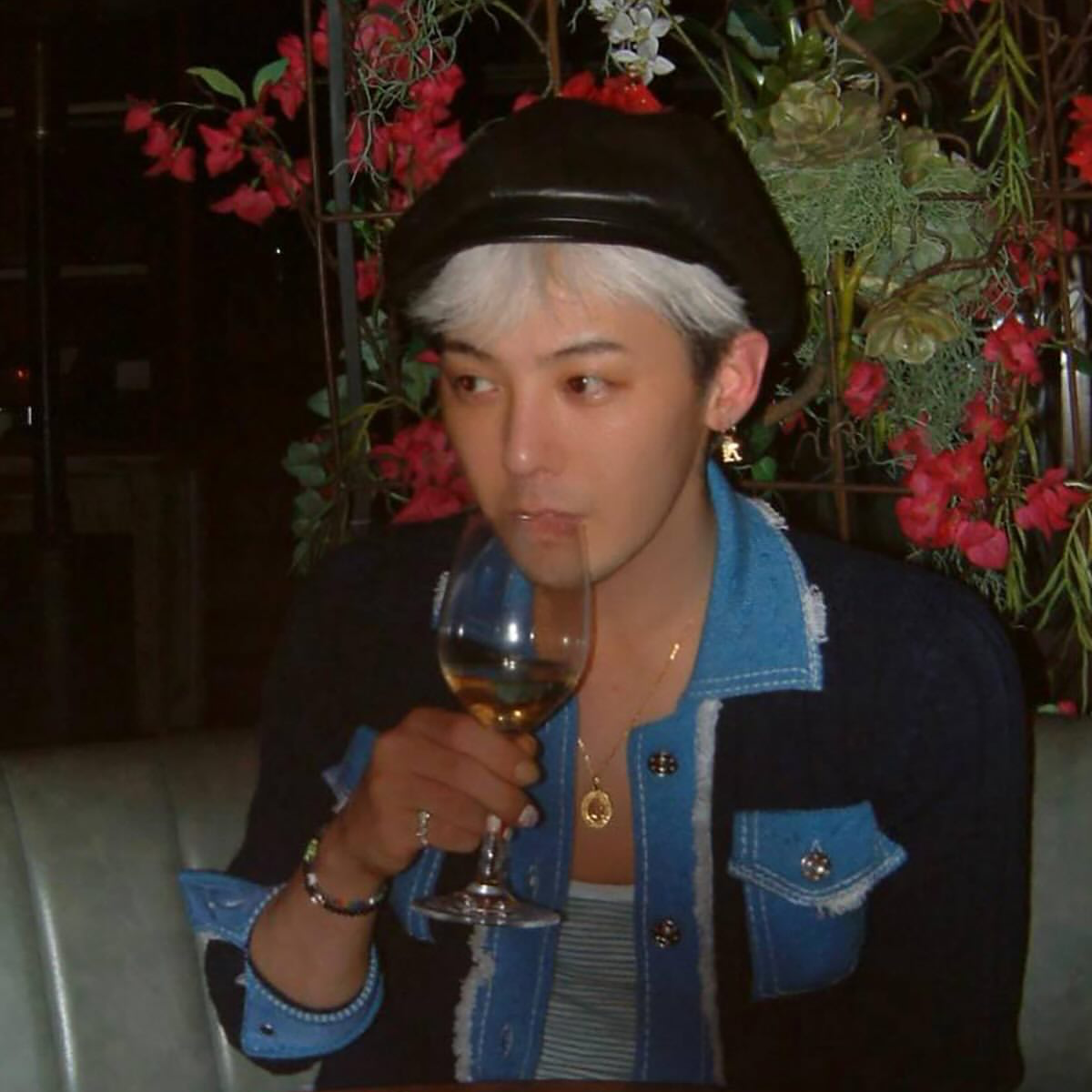Momen yang diabadikan oleh penggemar G-DRAGON (BIGBANG)
