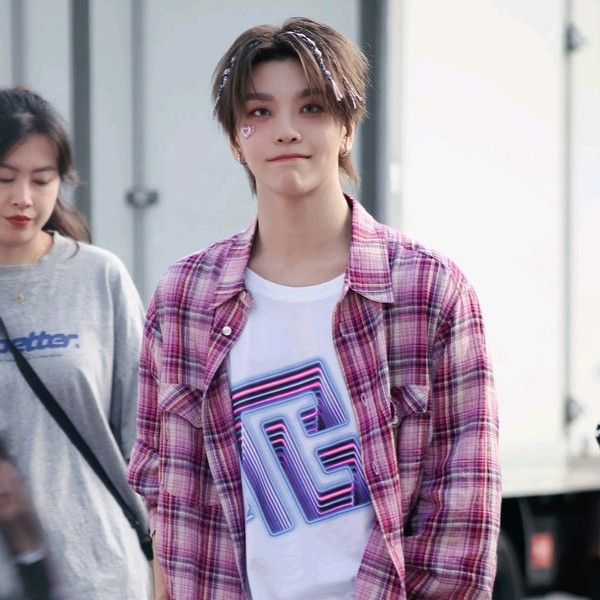 Latest photo of He Xinlong (BOY STORY)