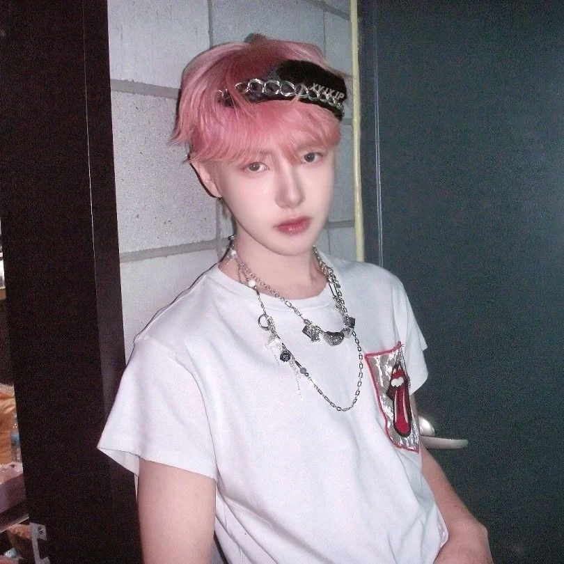 Behind-the-scenes cut of Renjun (NCT DREAM)