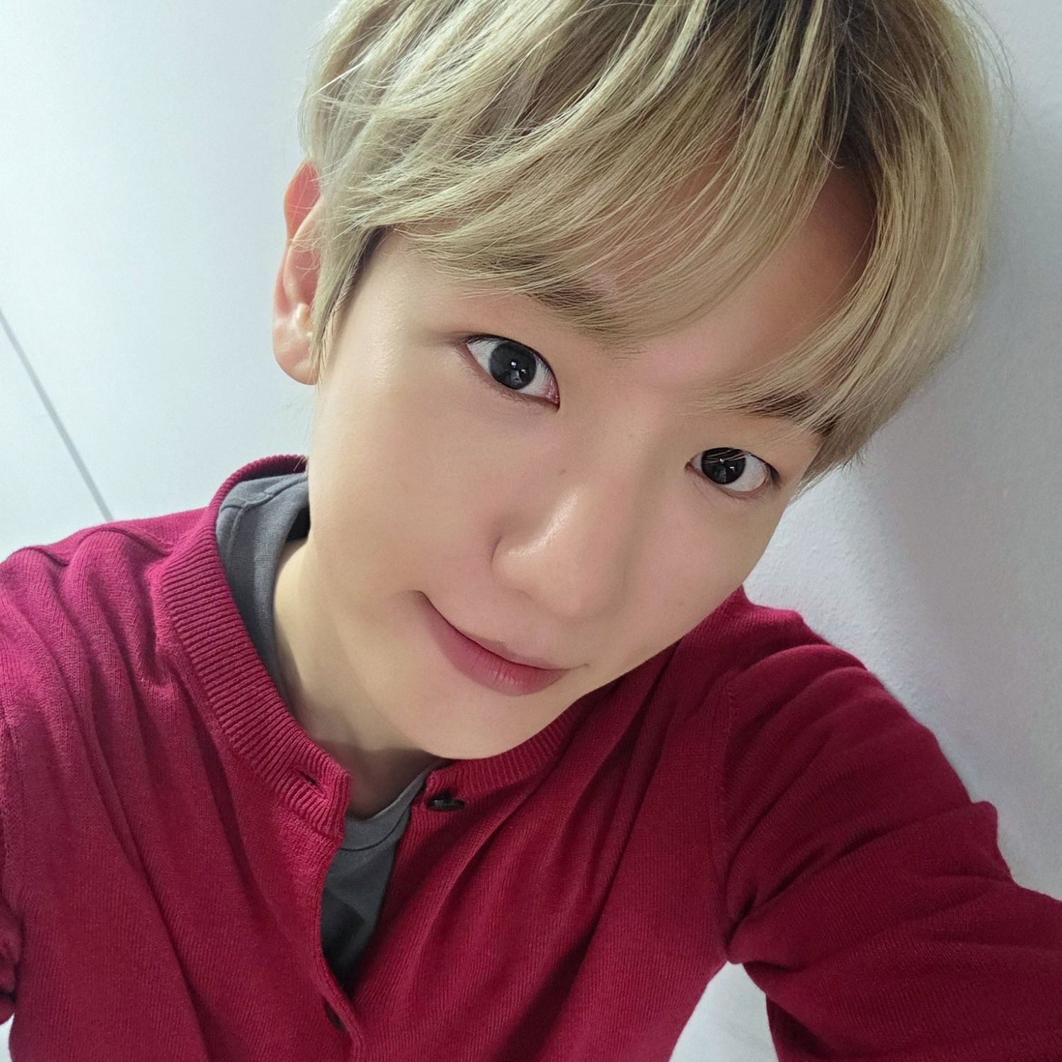 백현 (EXO)의 최신 사진