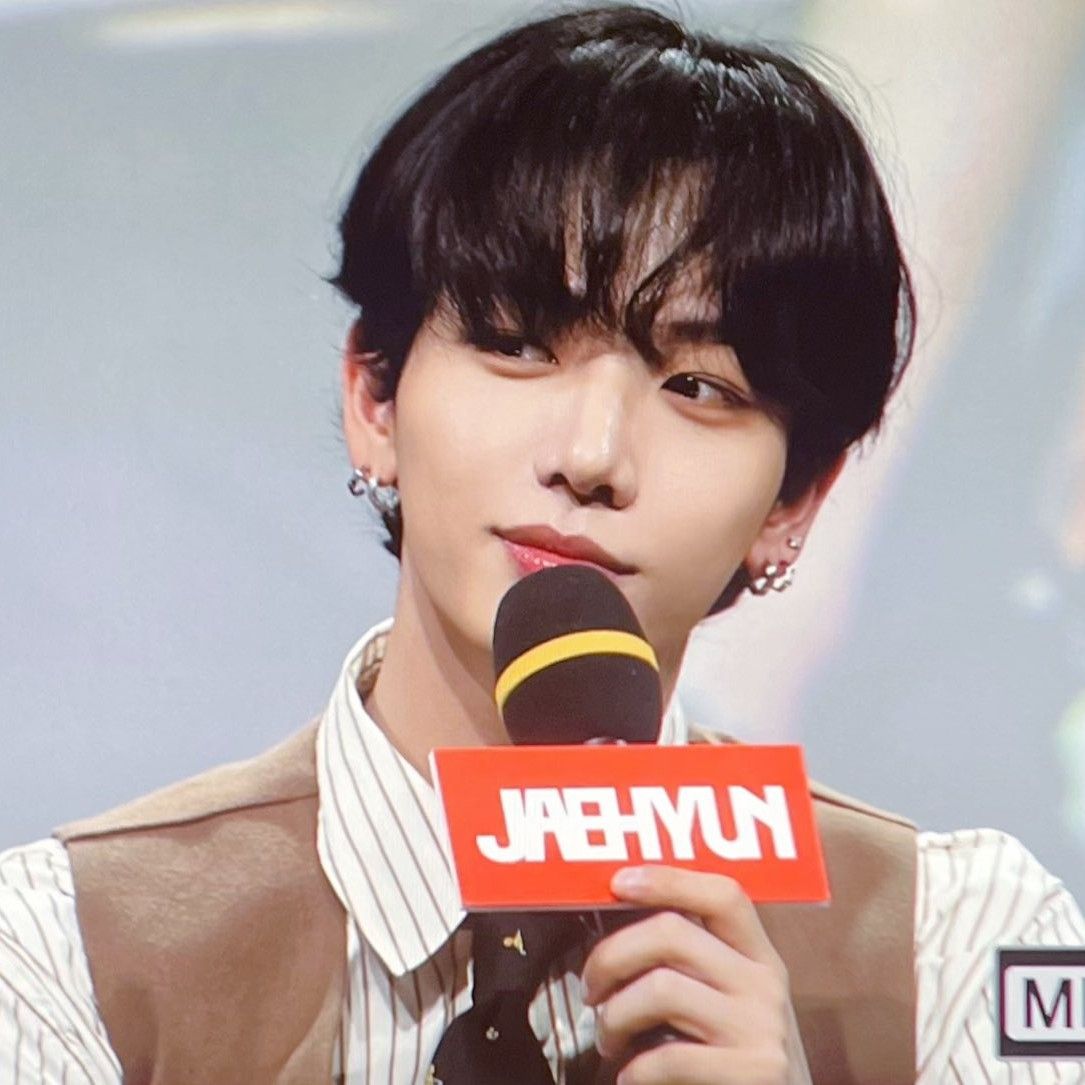 Recent activity shot of Myeong Jaehyun (BOYNEXTDOOR)