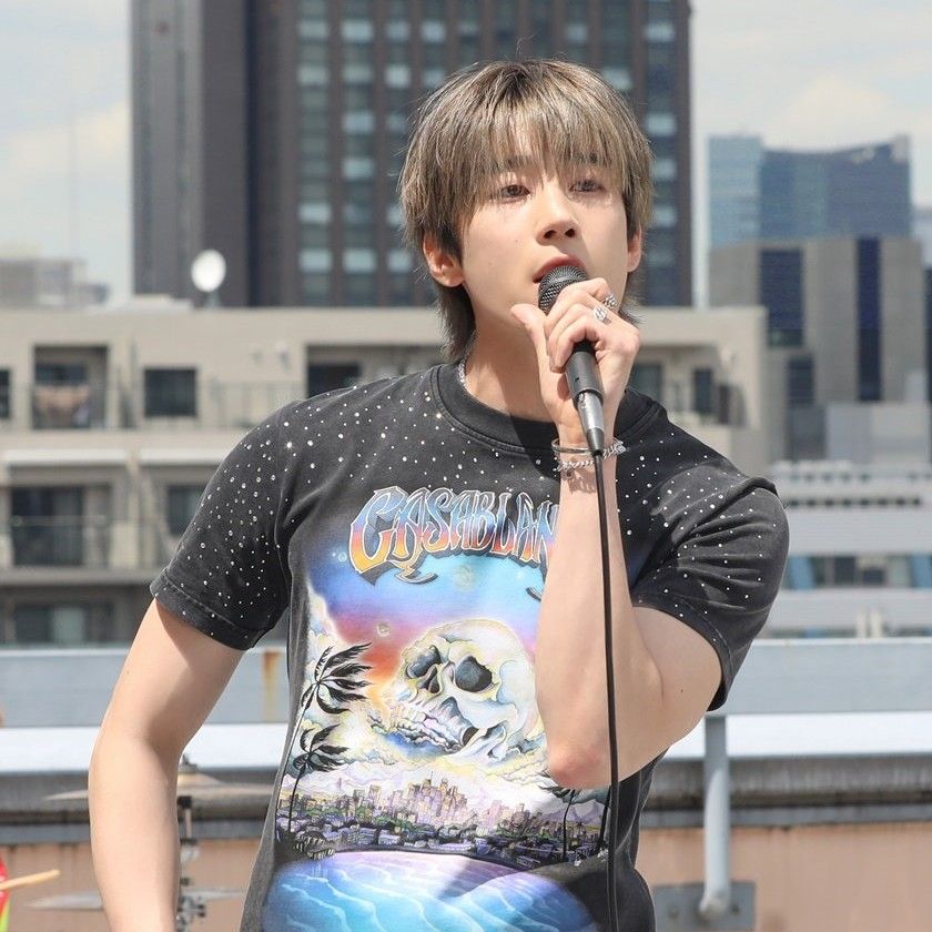 Behind-the-scenes cut of Han Seungwoo