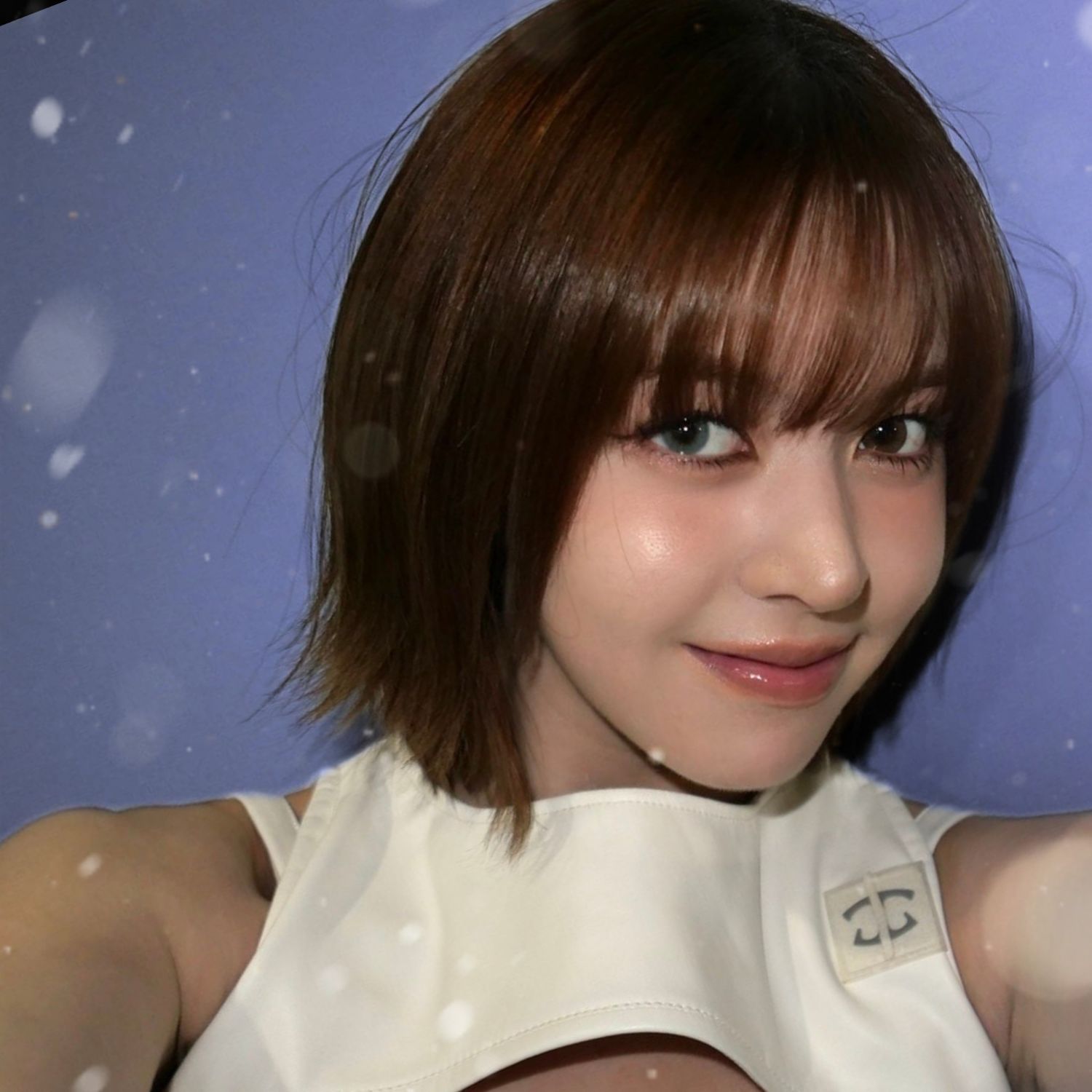 Latest photo of LILY (NMIXX)