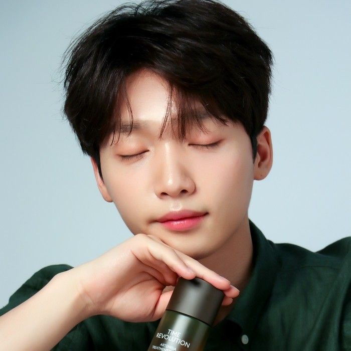 A moment captured by Jeong Sewoon's fan