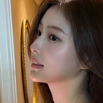 Recent activity shot of Kang Hyewon