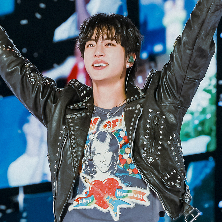 진 (방탄소년단)의 최신 사진