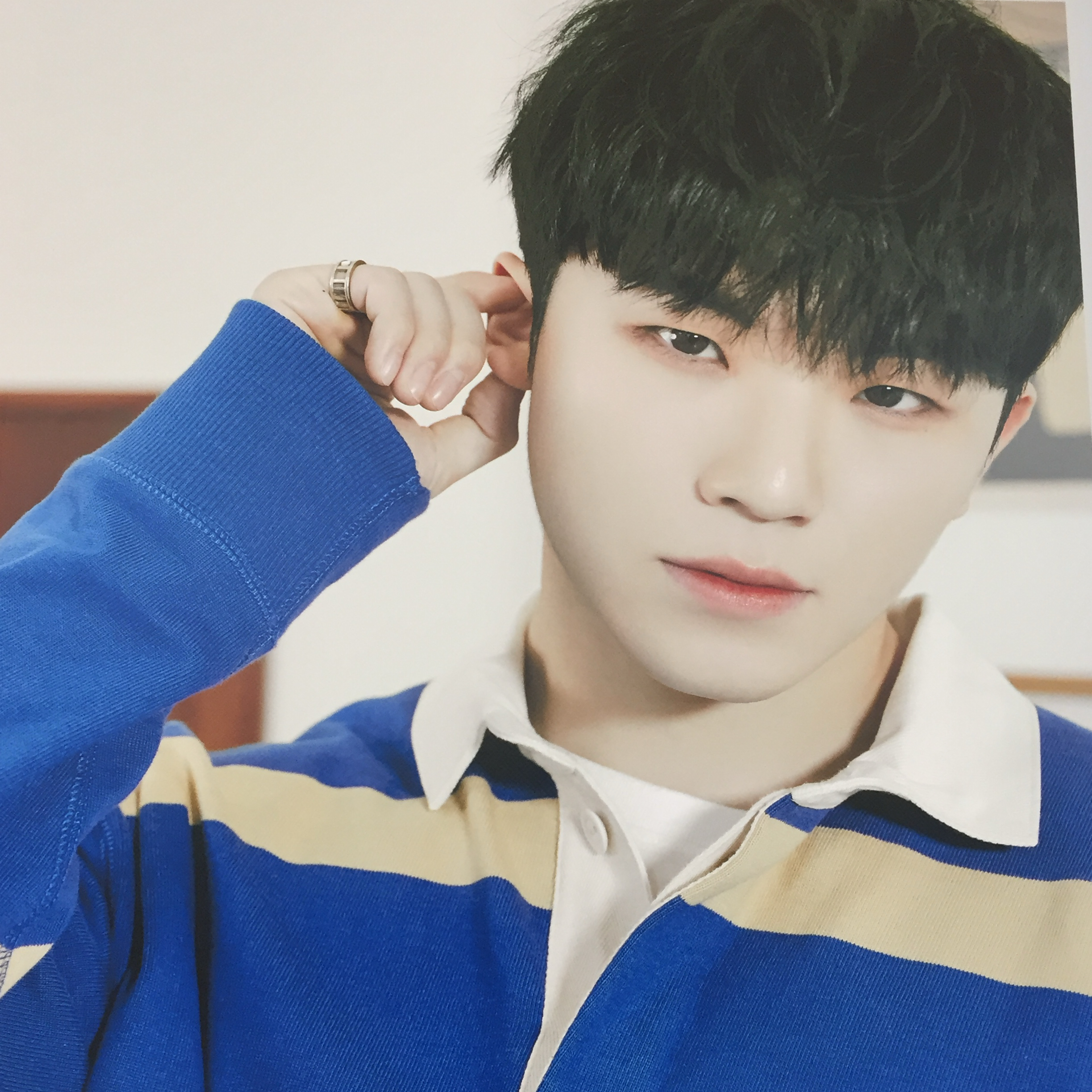 A moment captured by Woozi (SEVENTEEN)'s fan