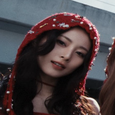 ツウィ (TWICE)の最新写真