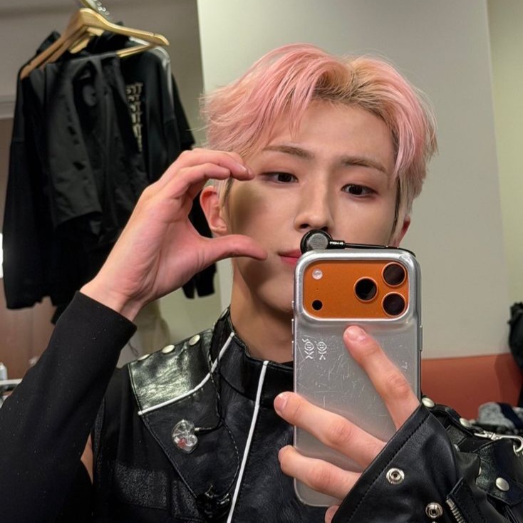 Latest photo of Yonghee (CIX)