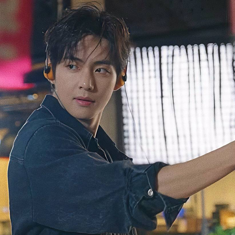 뷔 (방탄소년단) 최근 활동샷