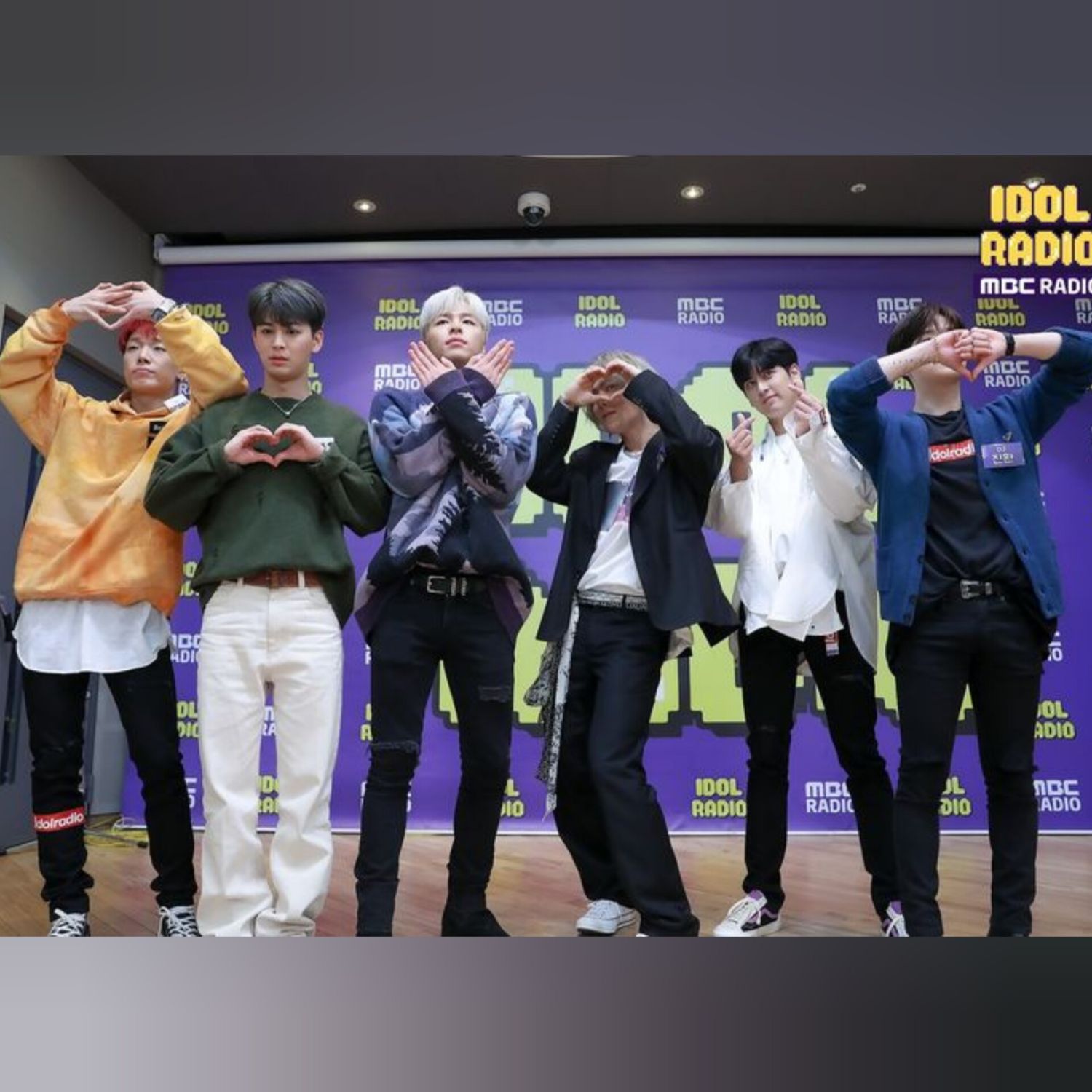 Potret di balik layar iKON