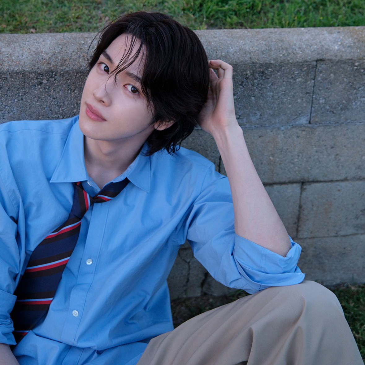 Latest photo of Sungchan (RIIZE)