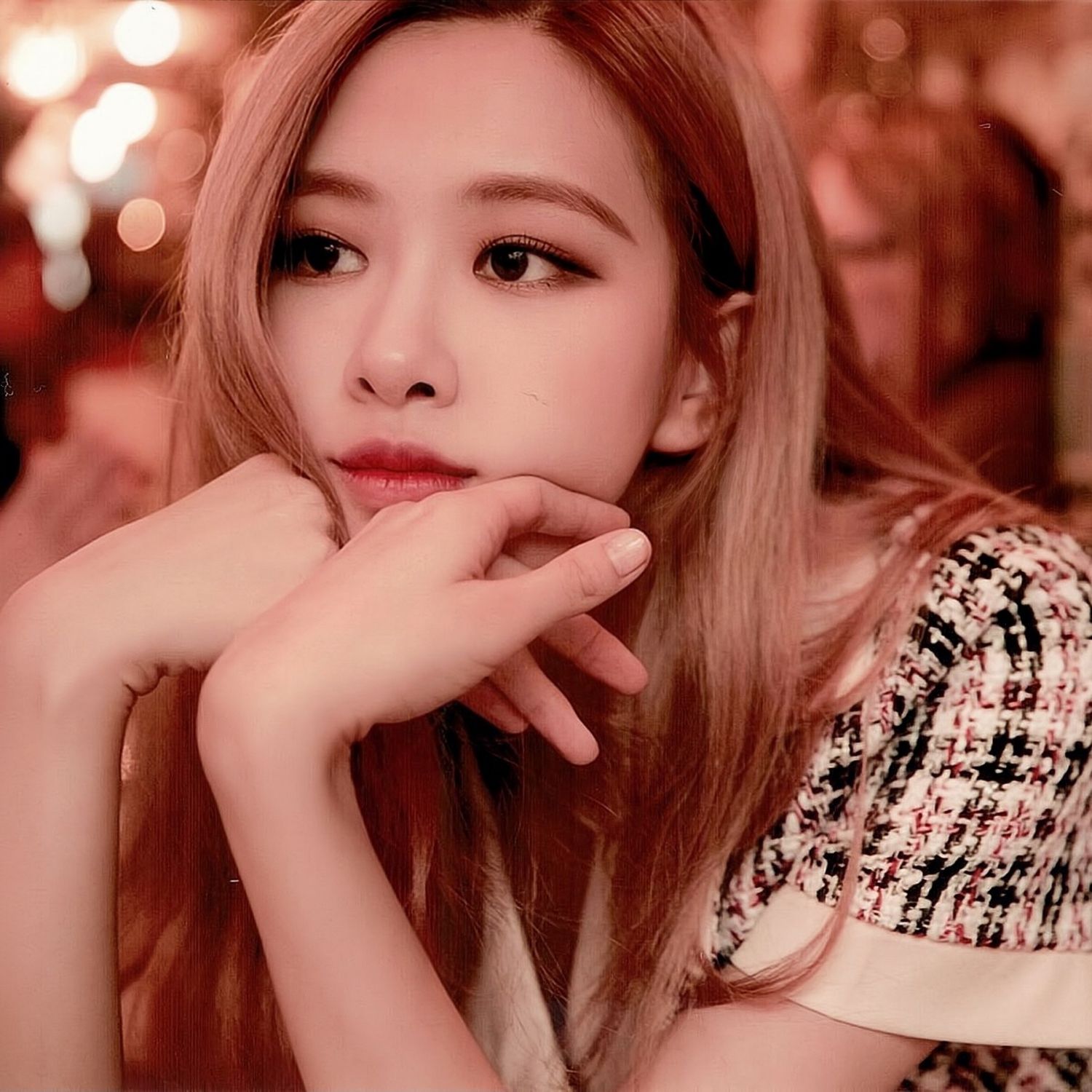 Potret di balik layar ROSÉ (BLACKPINK)