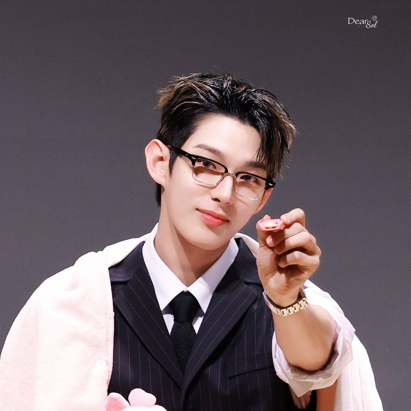 Latest photo of Steven (AHOF)