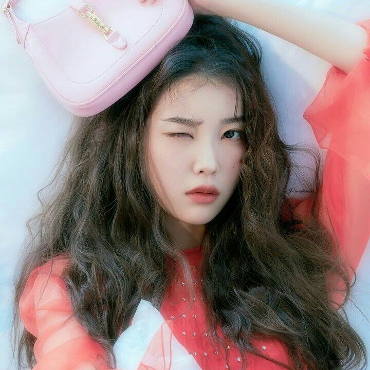 IU的最新活動照片