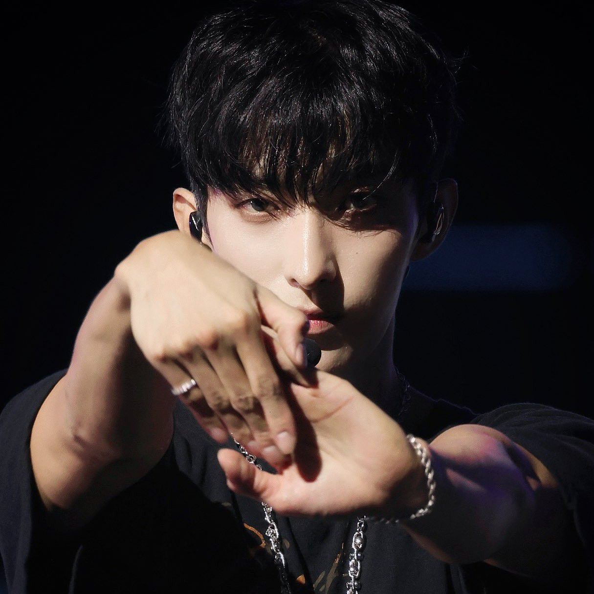 Latest photo of DK (SEVENTEEN)