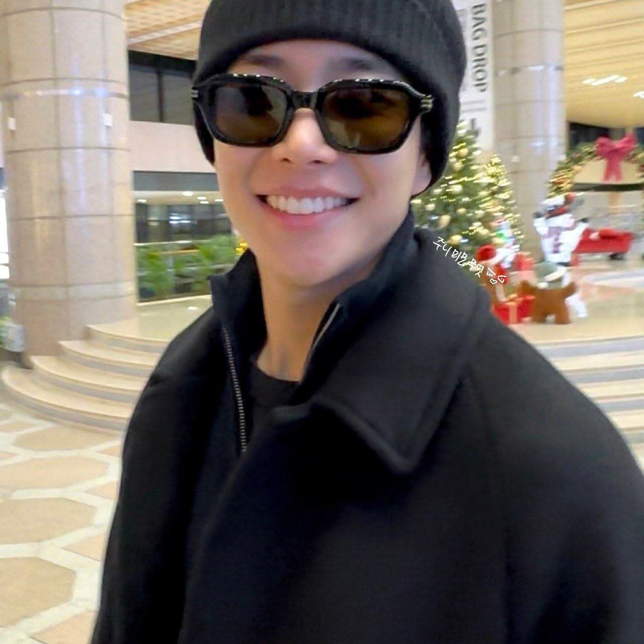 아스트로의 비하인드 컷