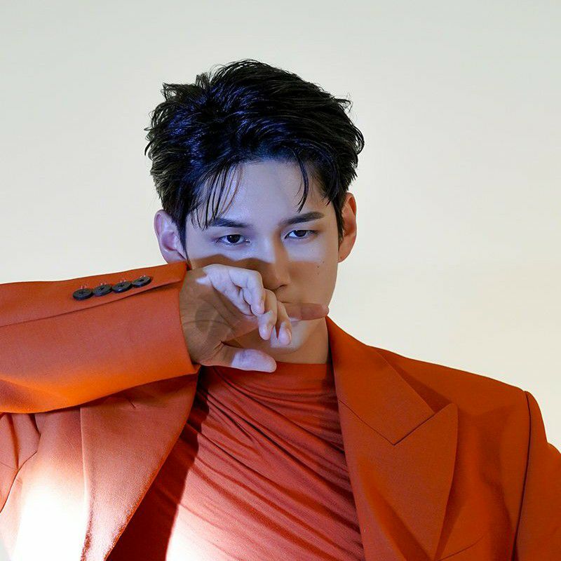 Recent activity shot of Ong Seongwu
