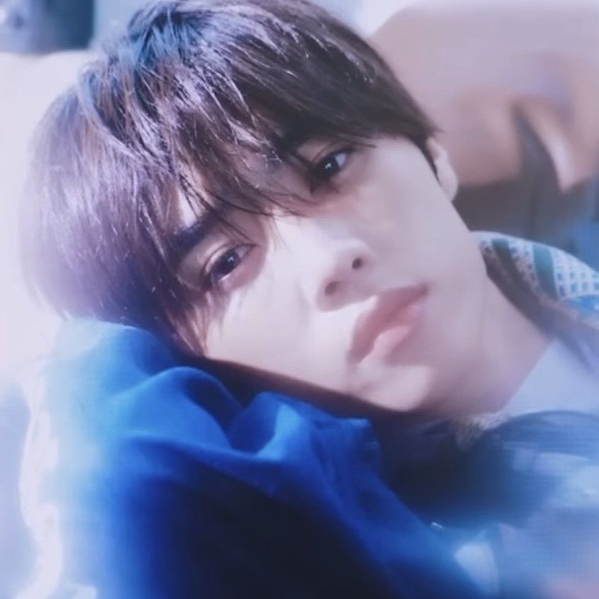 Behind-the-scenes cut of Sunwoo (THE BOYZ)