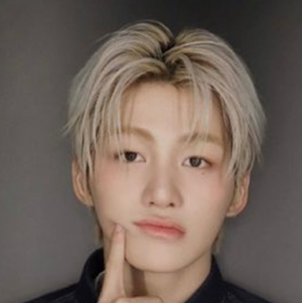 Foto aktivitas terbaru Jihoon (TWS)