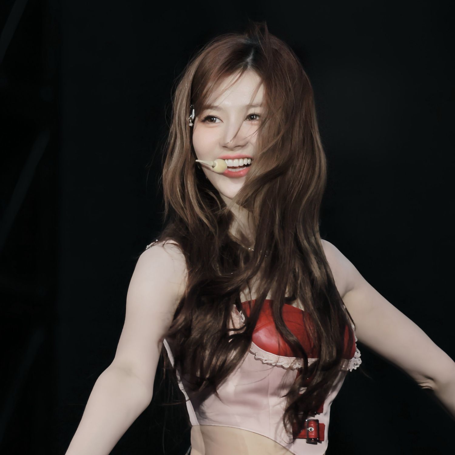 A moment captured by Sana (TWICE)'s fan