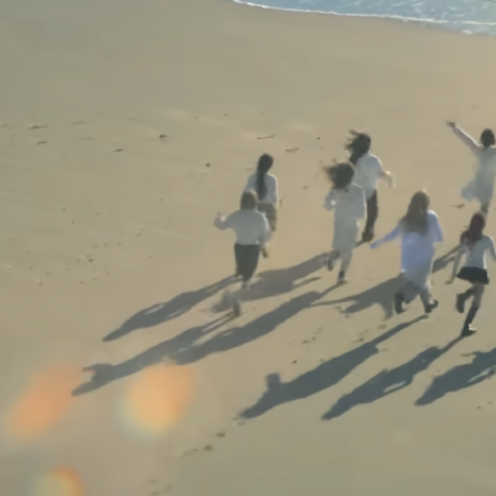 Behind-the-scenes cut of NiziU