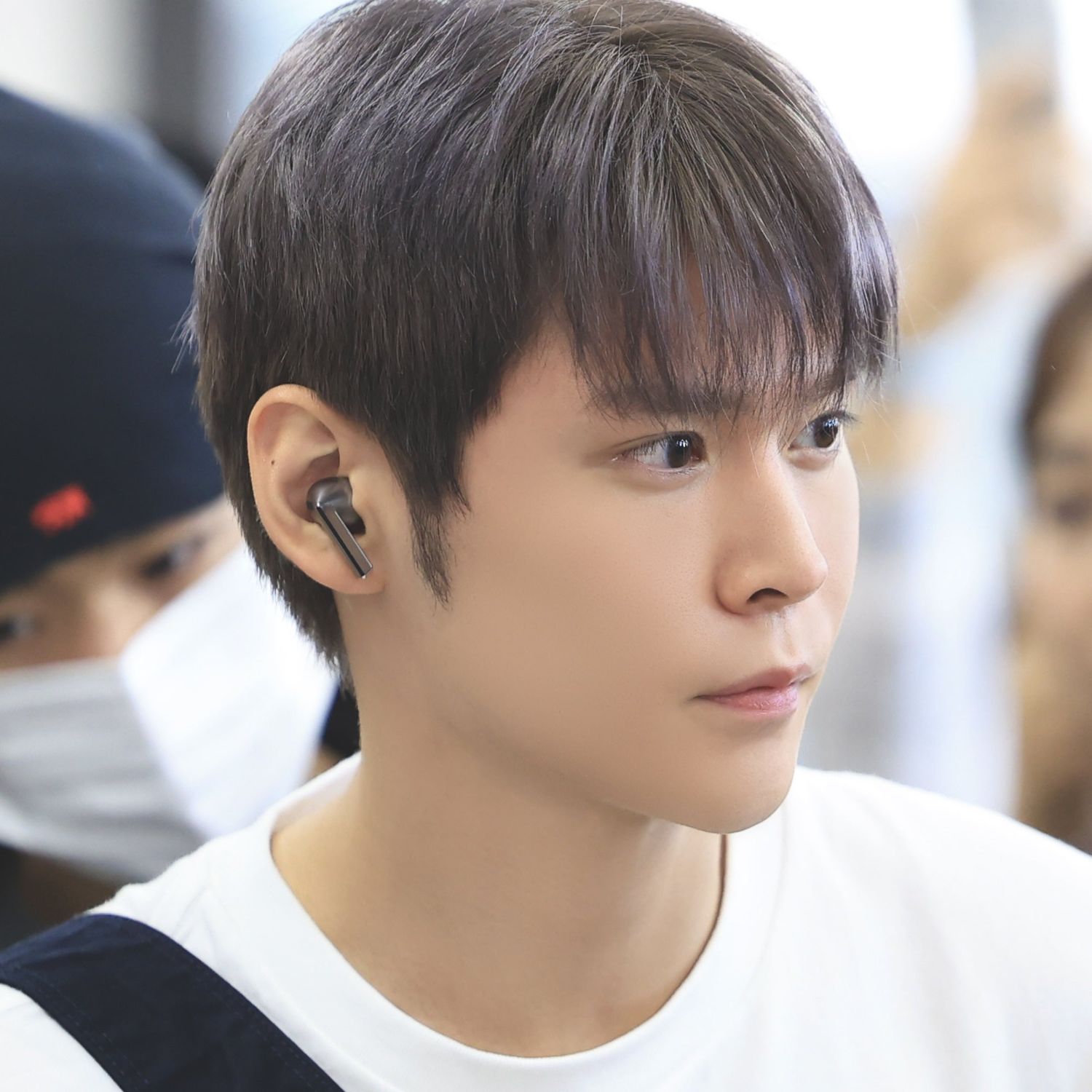 Behind-the-scenes cut of Eunseok (RIIZE)