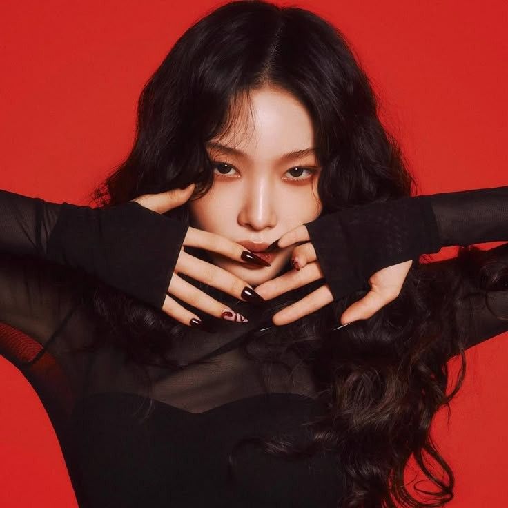 Behind-the-scenes cut of Chungha