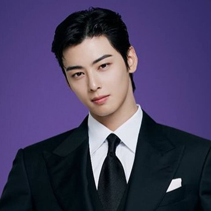 Recent activity shot of Eunwoo (ASTRO)