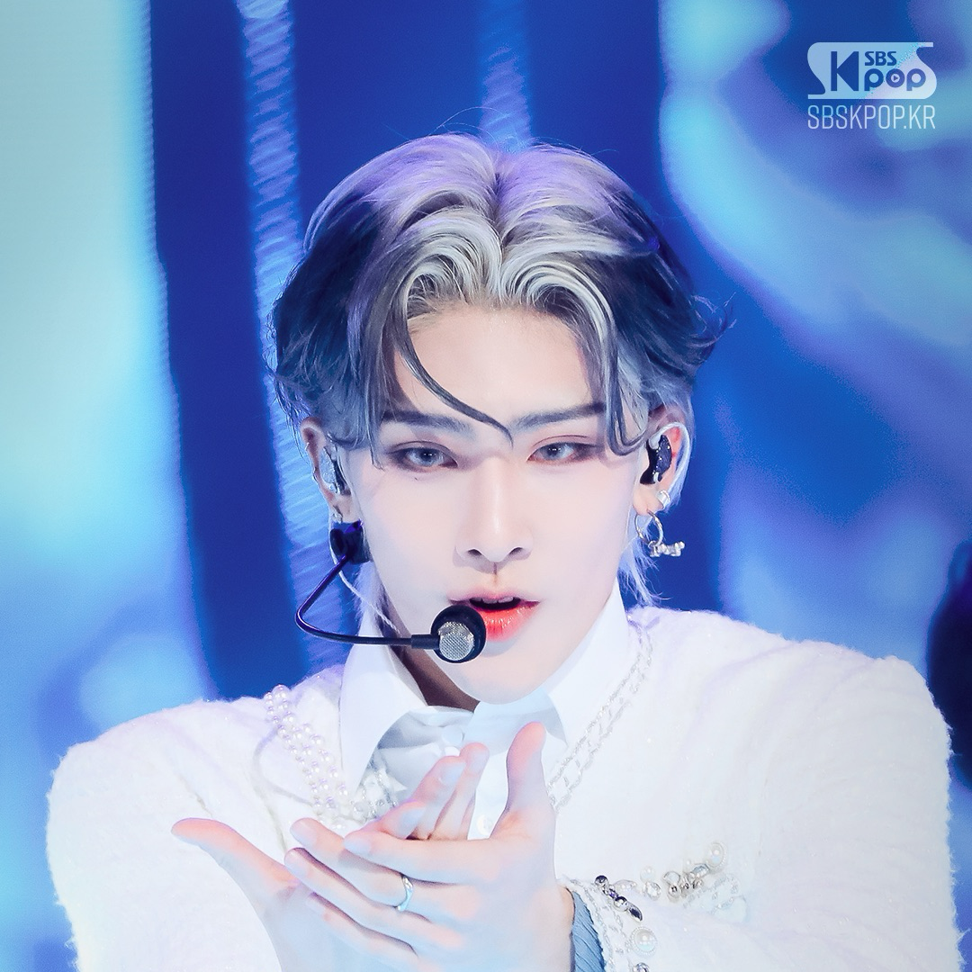 Recent activity shot of Ricky (ZEROBASEONE)