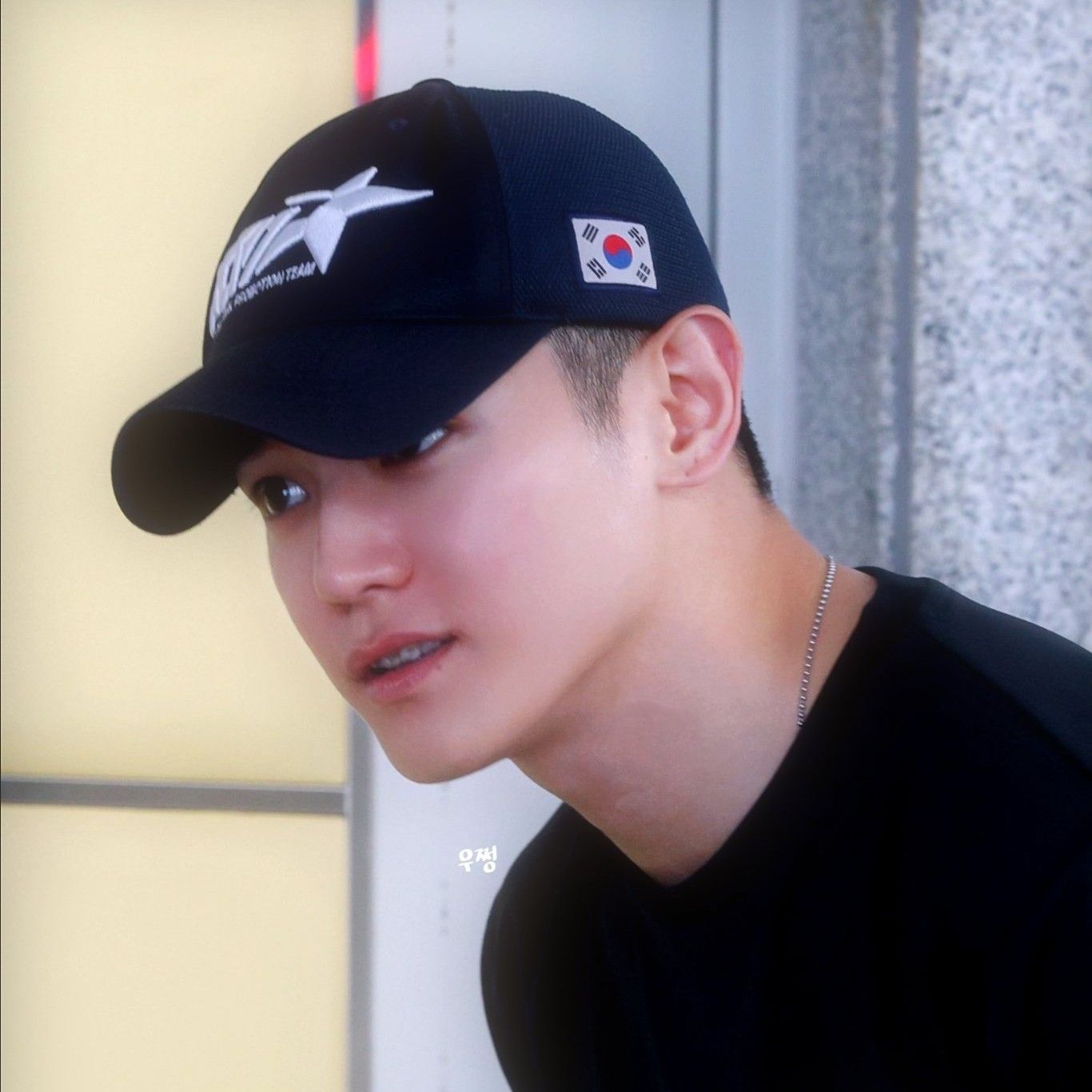 A moment captured by Taeyong (NCT 127)'s fan