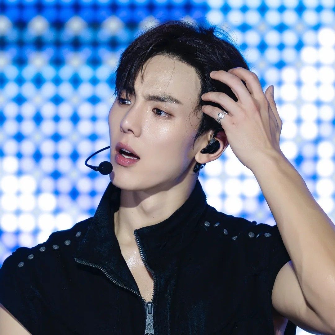 Latest photo of Shownu (MONSTA X)