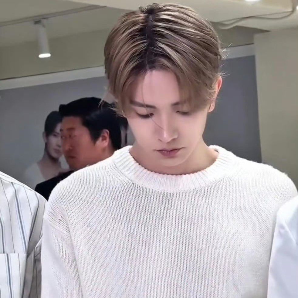 Potret di balik layar Heeseung (ENHYPEN)