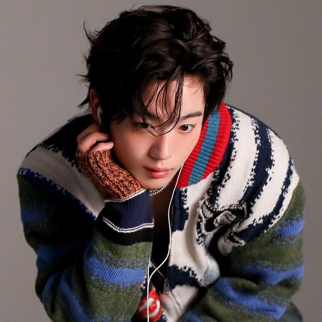 Recent activity shot of Kim Yohan (WEi)