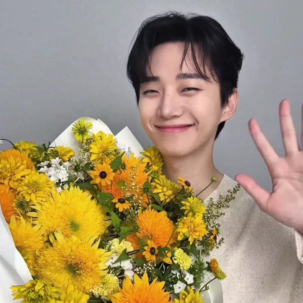 A moment captured by Junho (2PM)'s fan