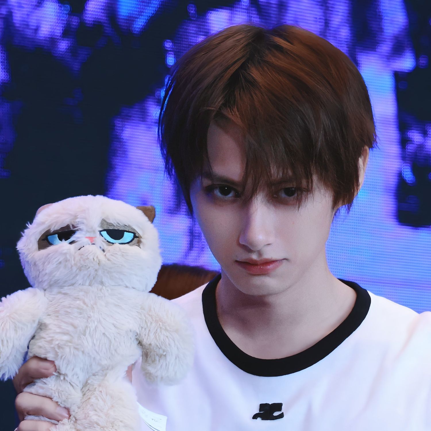 Behind-the-scenes cut of Jun (SEVENTEEN)