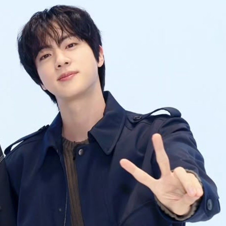 Behind-the-scenes cut of Jin (BTS)